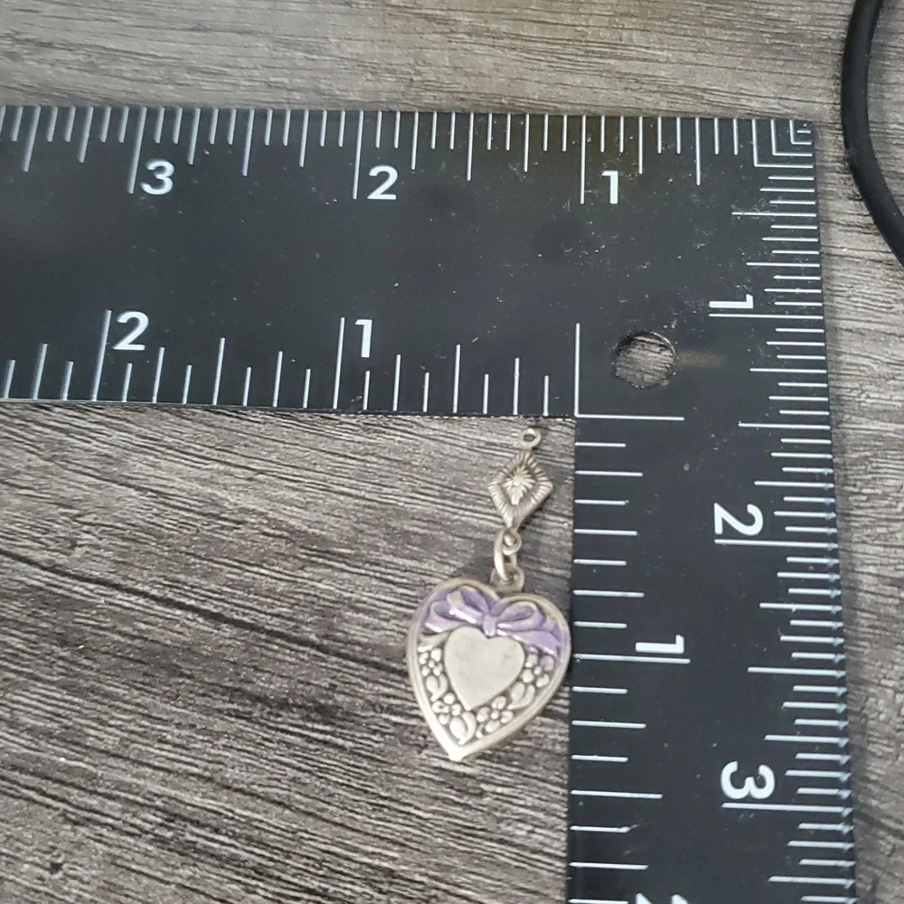 Silver and Purple Heart Pendant‎ P313